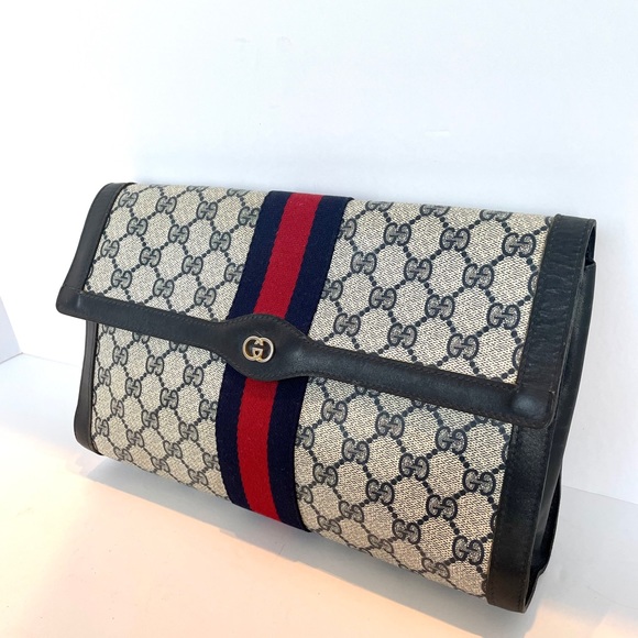 🔴SOLD🔴Gucci Clutch - Picture 9 of 16